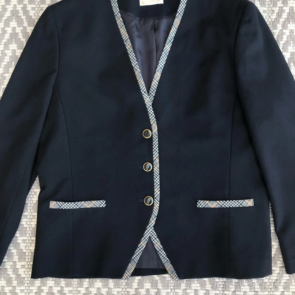 Pendleton three button front pure virgin wool blazer size 14